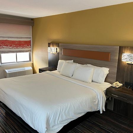 Little Falls Rodeway Inn מראה חיצוני תמונה