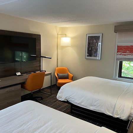 Little Falls Rodeway Inn מראה חיצוני תמונה