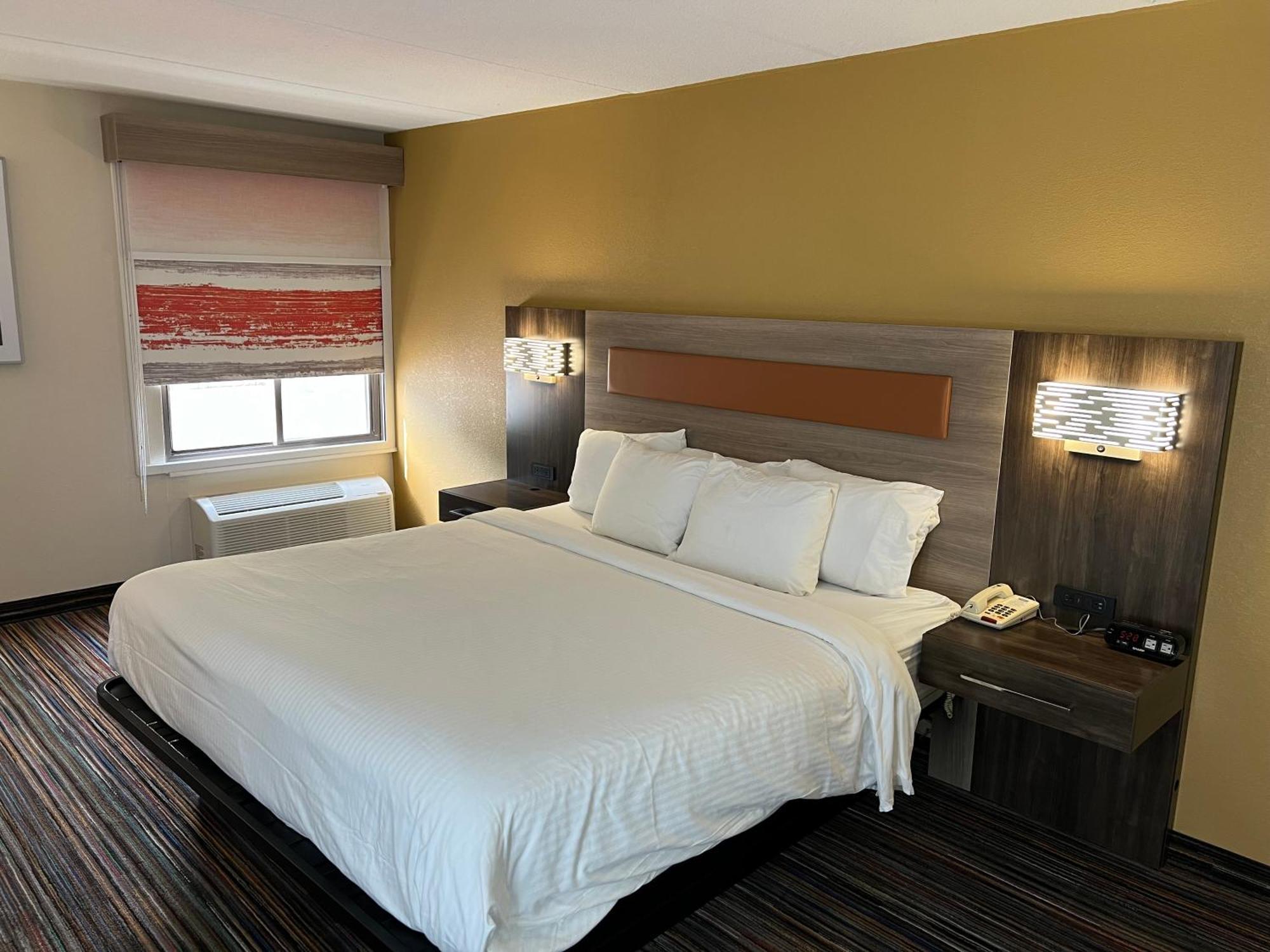 Little Falls Rodeway Inn מראה חיצוני תמונה