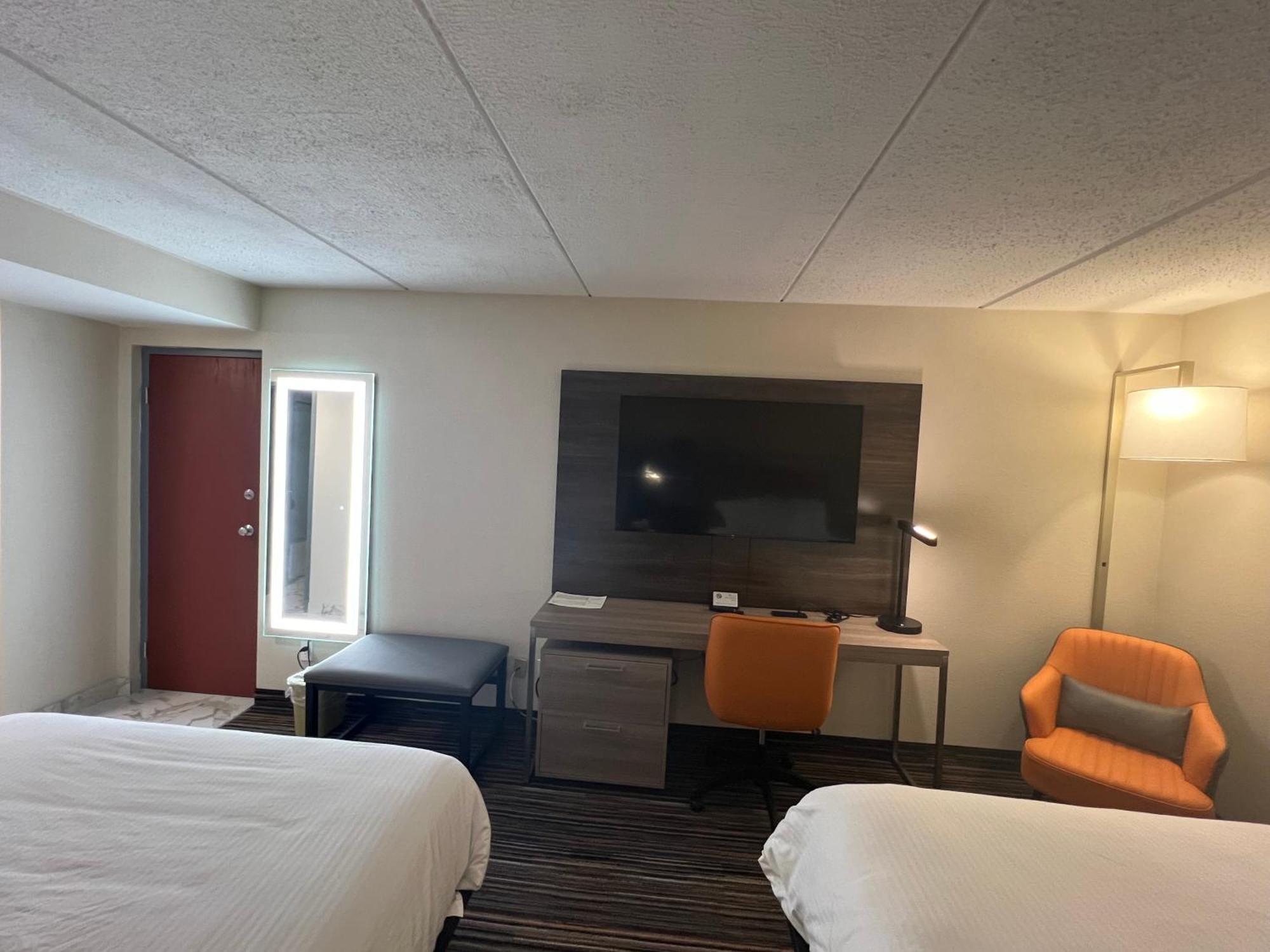 Little Falls Rodeway Inn מראה חיצוני תמונה
