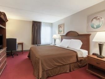 Little Falls Rodeway Inn חדר תמונה